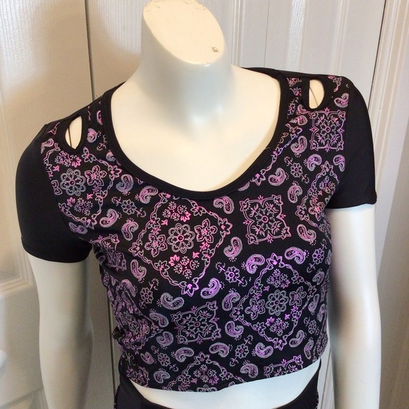 Kandi Kouture 2Pc Magenta Cropped Top & Dance Brief Set Size Teen Small - Picture 2 of 8